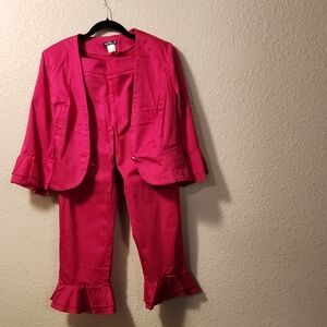 Casual Pink Women's  Capri Pantsuit with ruffles On Sleeves and Pants Legs.